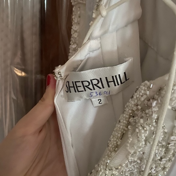 SHERRI HILL IVORY BEADED GOWN - Picture 6 of 12
